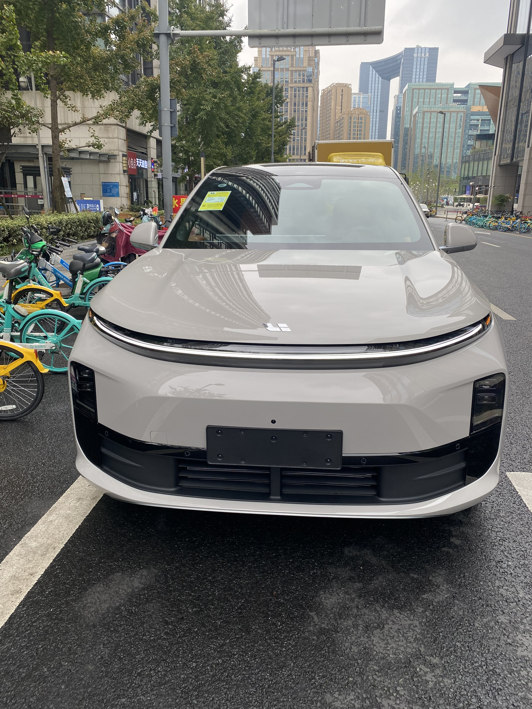 J9旗舰官网 MEGA 高压纯电 MPV